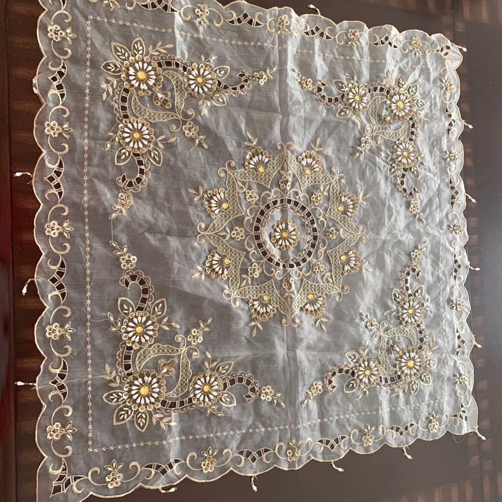 Handmade embroidered and sequin tablecloth set